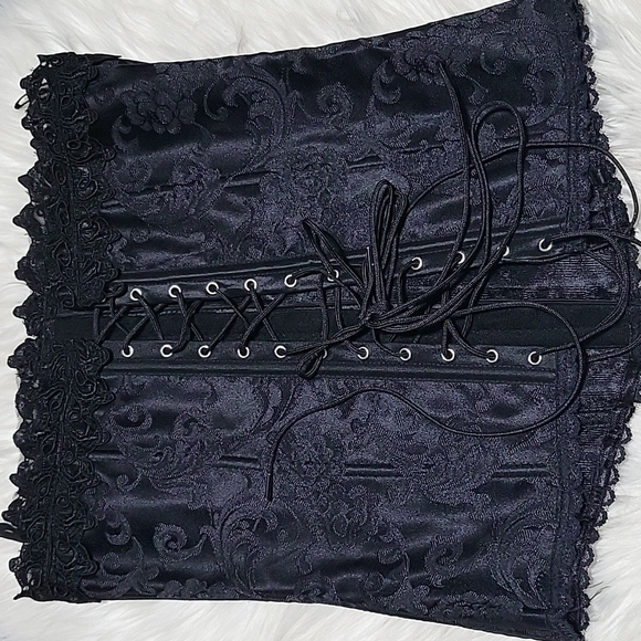 Fredericks of Hollywood Set - Picture 7 of 8